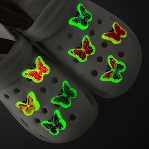8Pcs Vibrant Butterfly-Shaped Shoe Charms - DIY Accessories Glow In The Dark